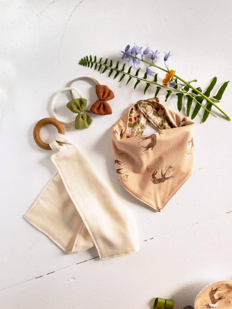Reversible Bibdana-Woodland Deer and Strawberries,